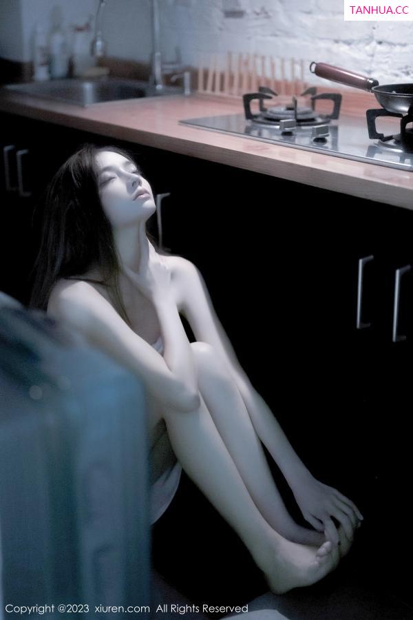   [XiuRen]高清写真图 2023.03.20 No.6437 加朵babe 美腿丝袜第86张图片